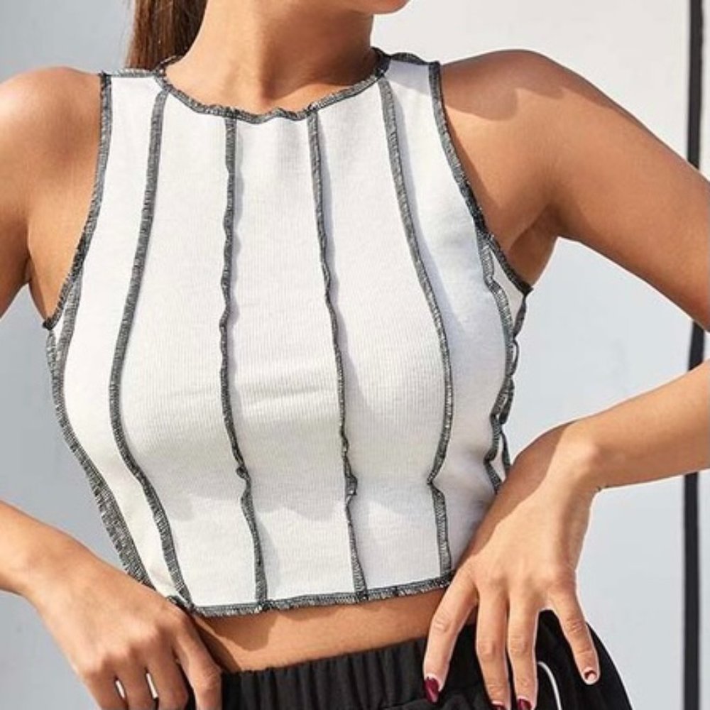 ❌SOLD OUT❌ STITCH ME UP BLACK & WHITE SEAM TOP - Picture 1 of 3